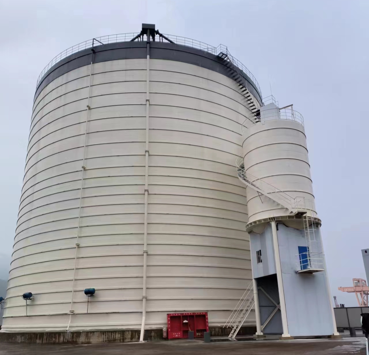 卓资10万吨水泥钢板库